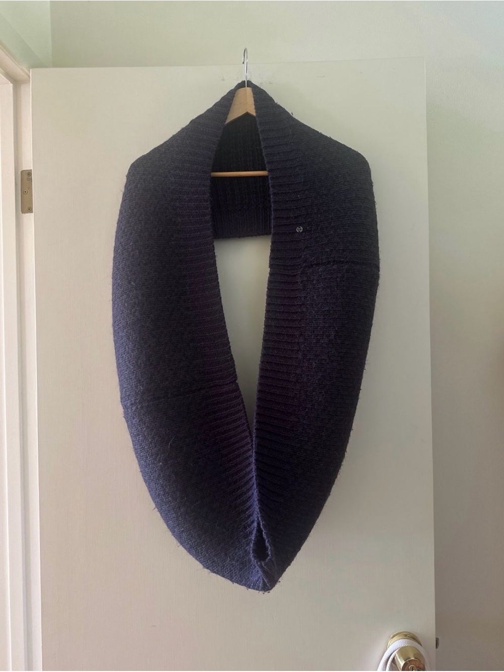 lululemon athletica Navy Knit Infinity Scarf